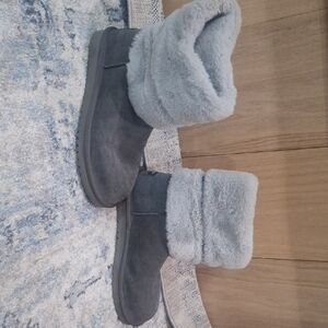 Koolaburra Gray By UGG